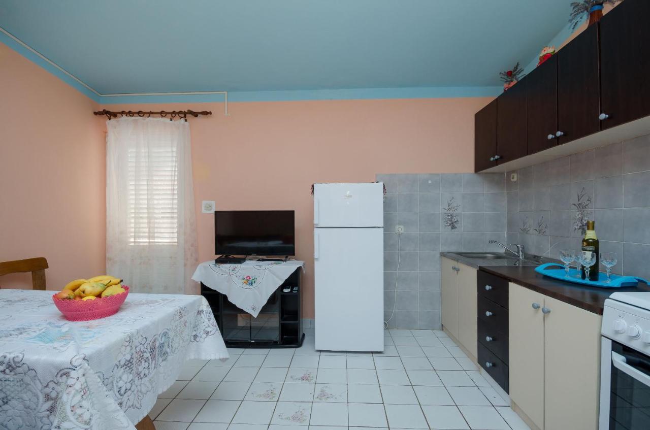 Apartment Marija Zdenko Лопар Экстерьер фото
